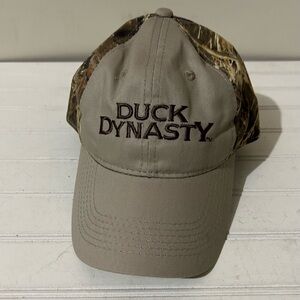 Duck Dynasty Camo Hat Embroidered Adjustable Beige A&E Hunting Fishing Real Tree